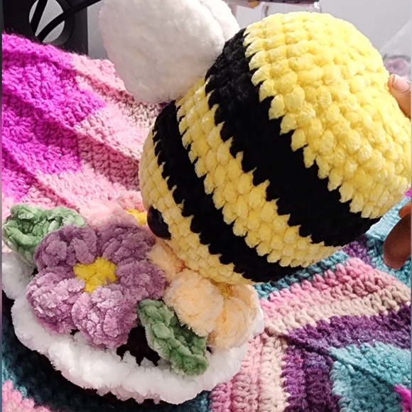 Flower Pot - Picture 5 of 5